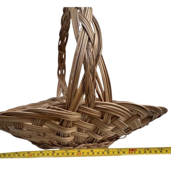 🌸4/$20🌸 Wicker Basket with Handle - Picture 13 of 14